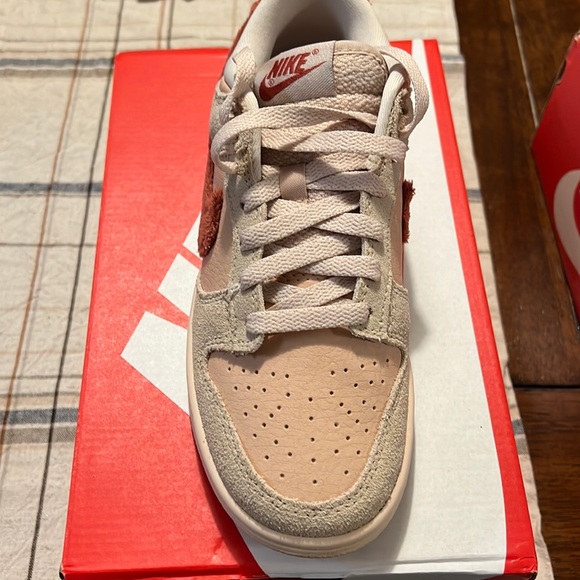 SOLD - Picture 1 of 6